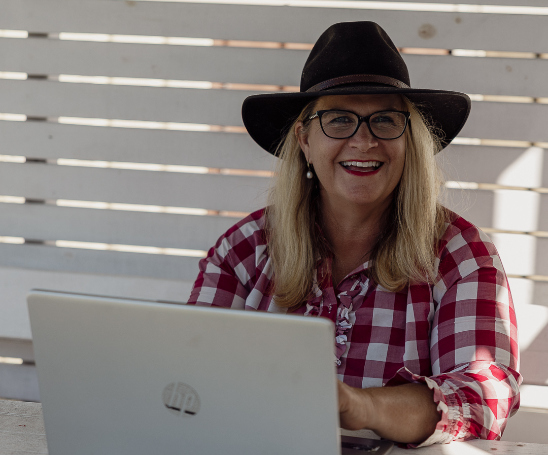 Karen Lincoln Posh Pony Counselling